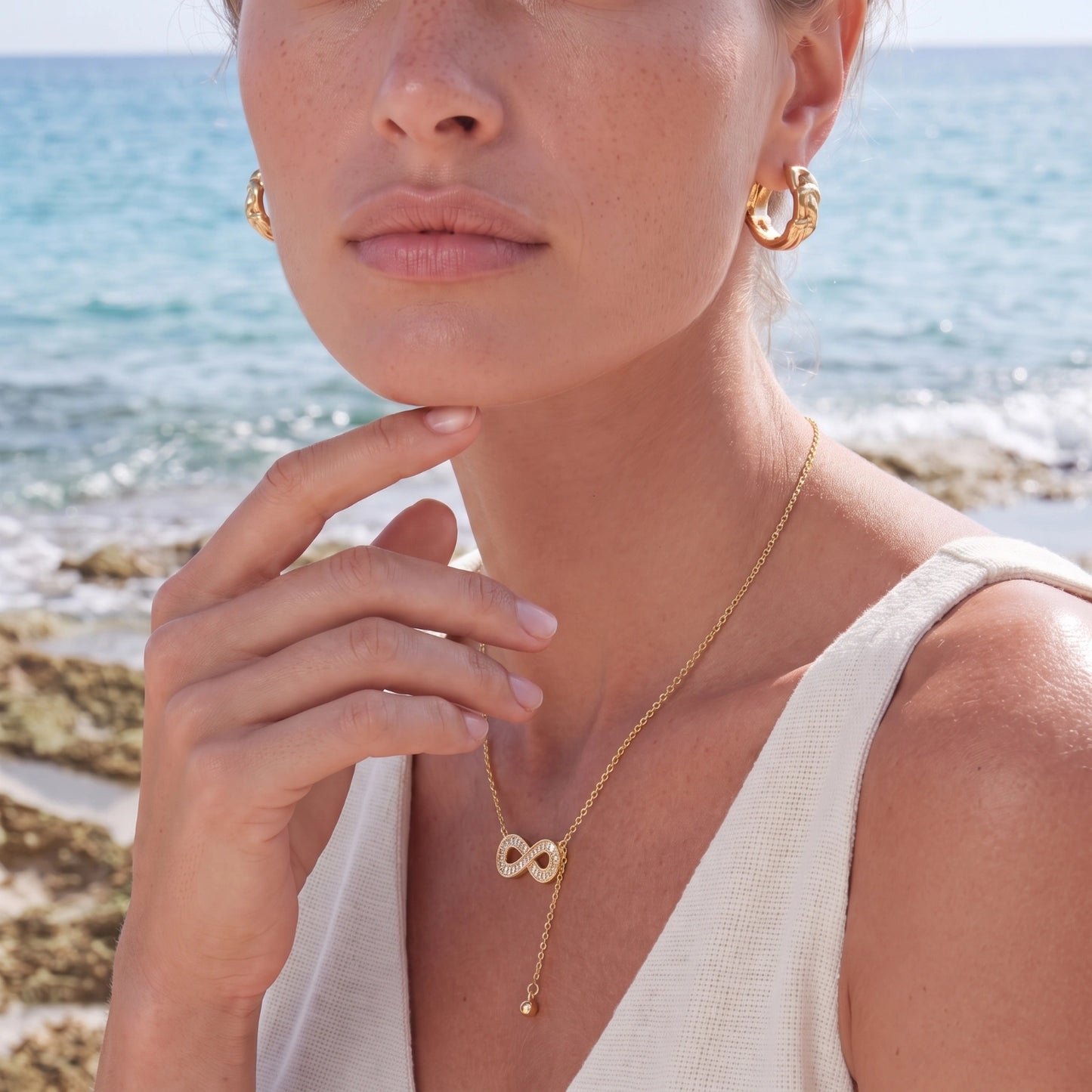 Infinity Sparkle Necklace - ELLIVERSE
